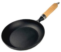 岩鋳　オムレツパン（木柄付）１８／南部鉄器　